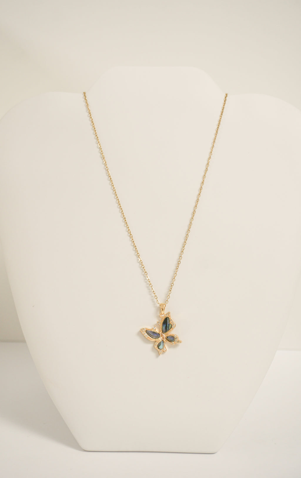 Fly Necklace Gold