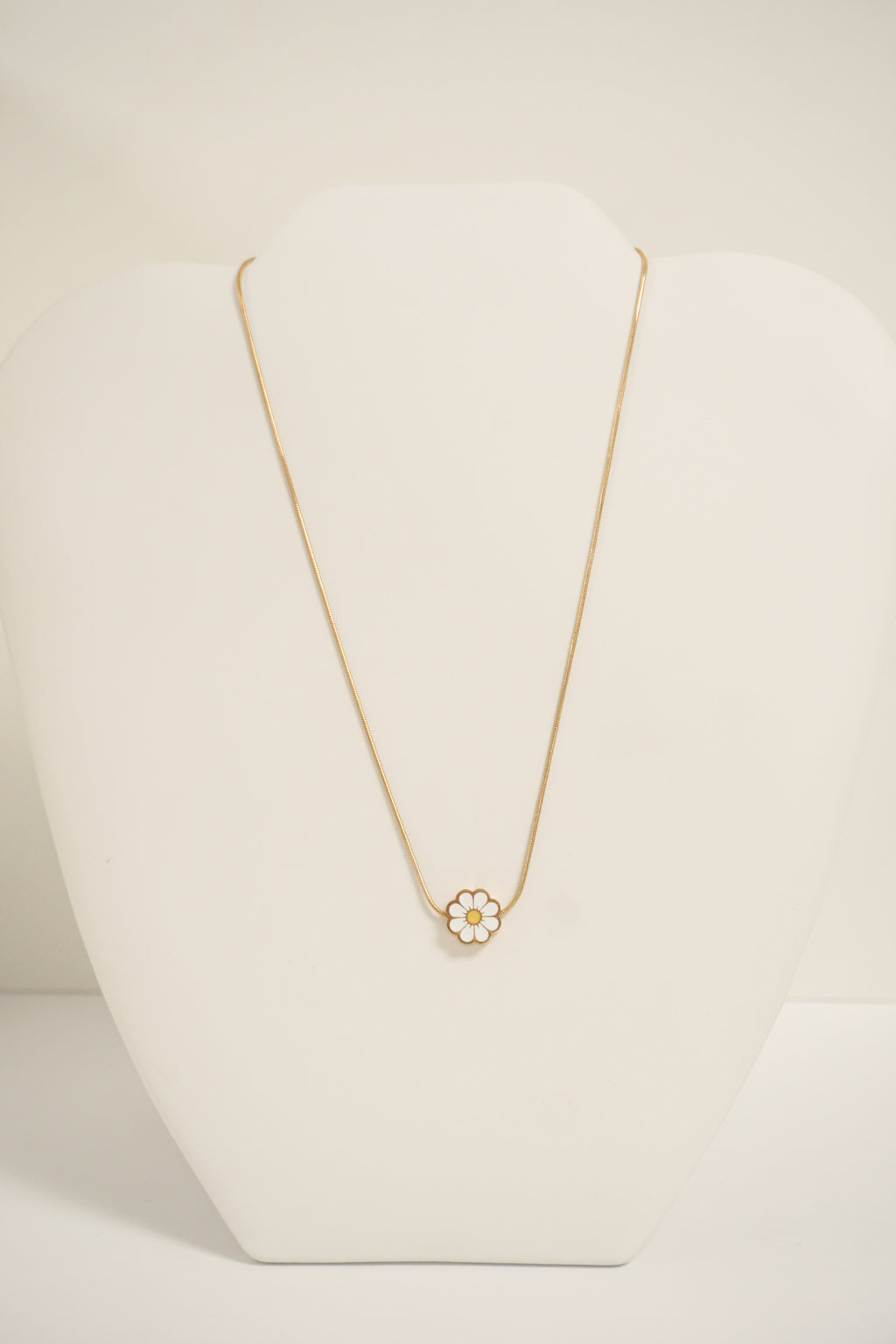 Sunflower White Necklace Gold